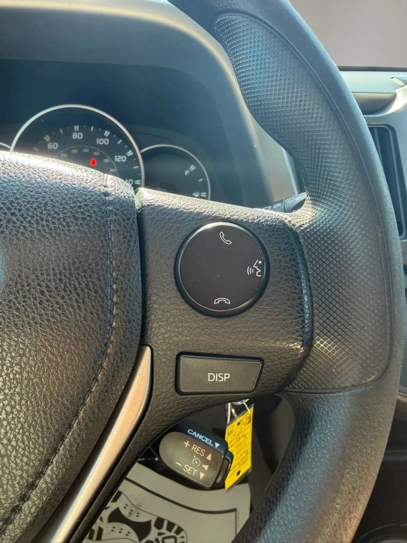 Photo 21 of this Toyota RAV4