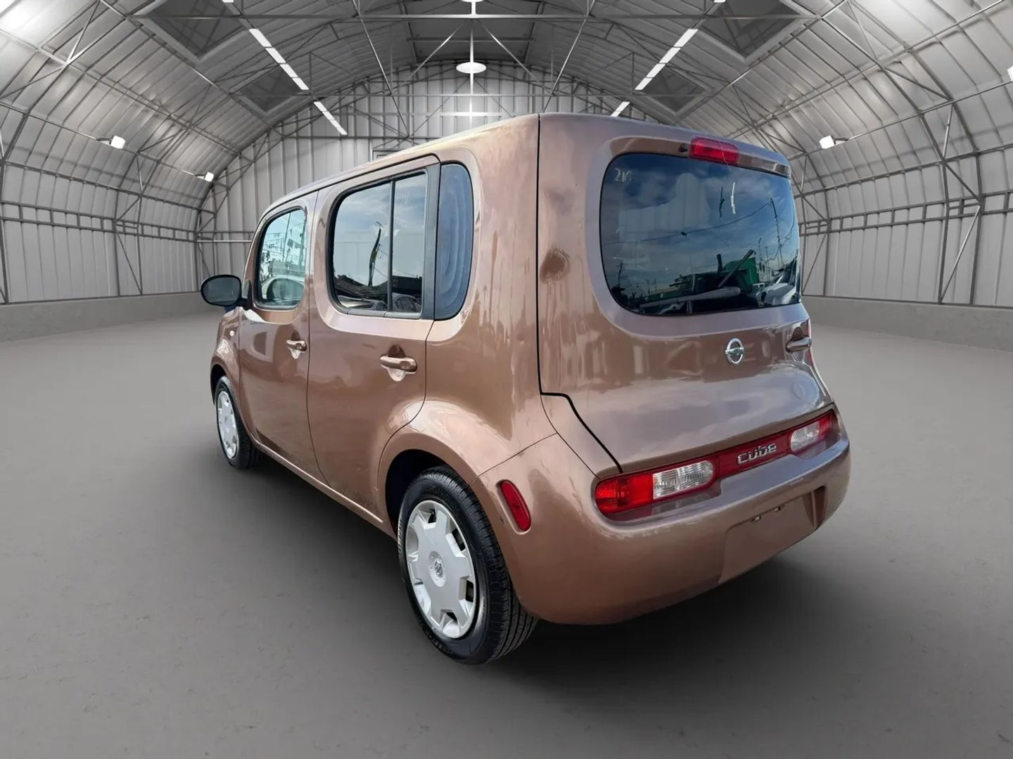 Photo 8 of this Nissan cube