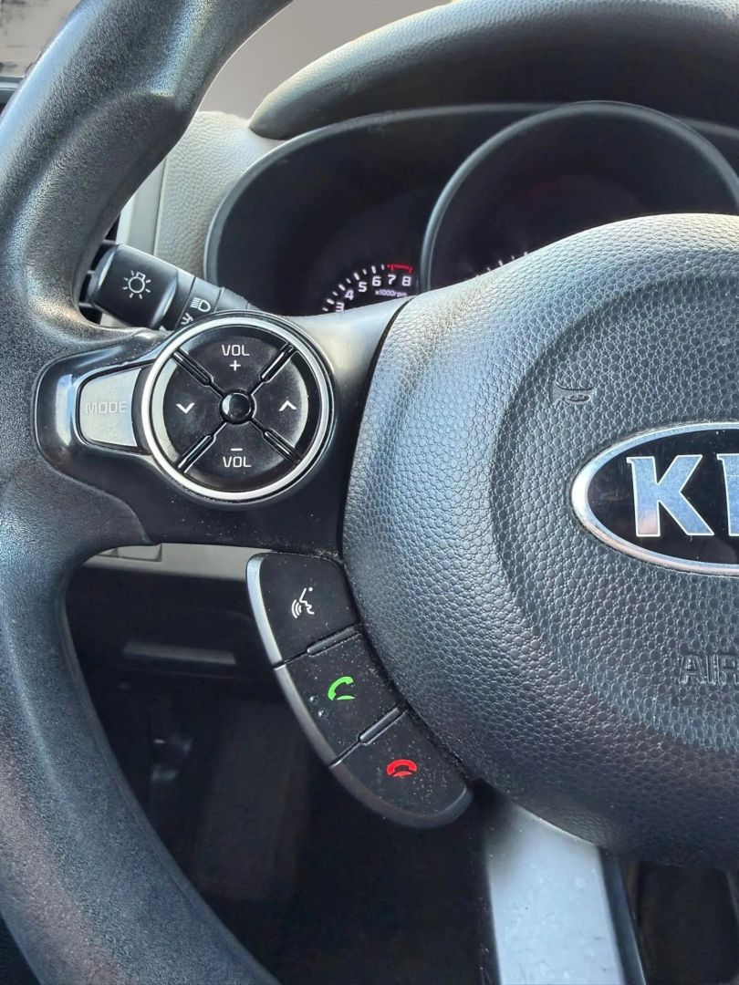 Photo 22 of this Kia Soul