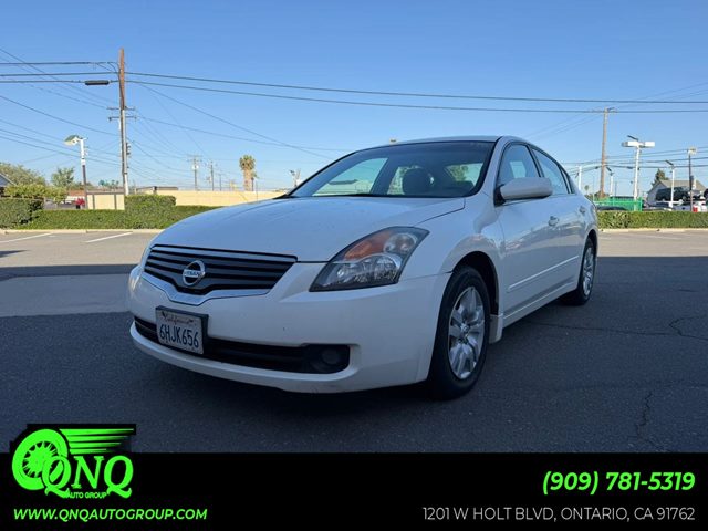 2009 Nissan Altima Sedan Front-Wheel Drive Automatic