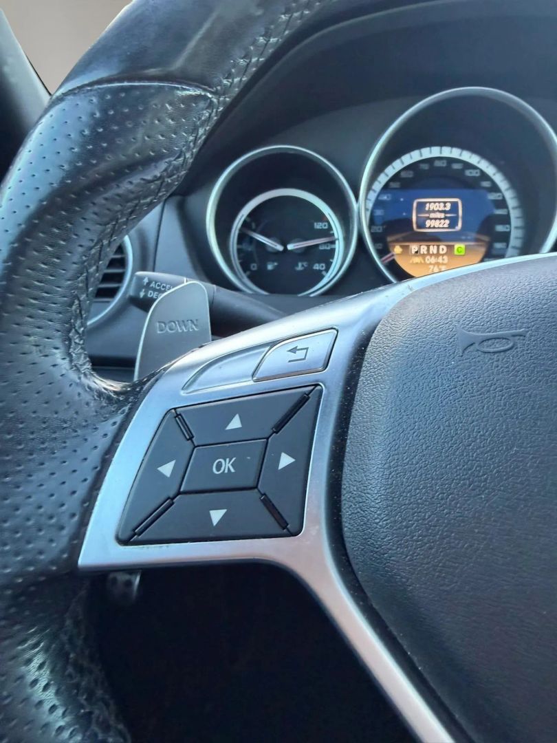 Photo 22 of this Mercedes-Benz C 63
