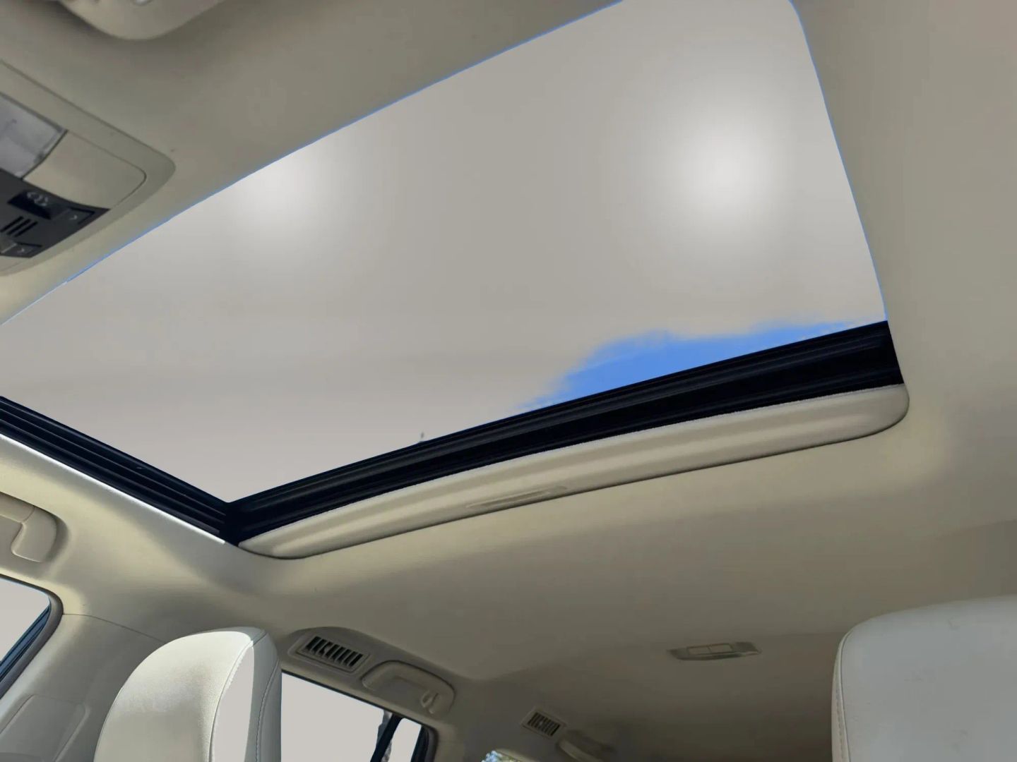 Photo 28 of this Lexus GX 460