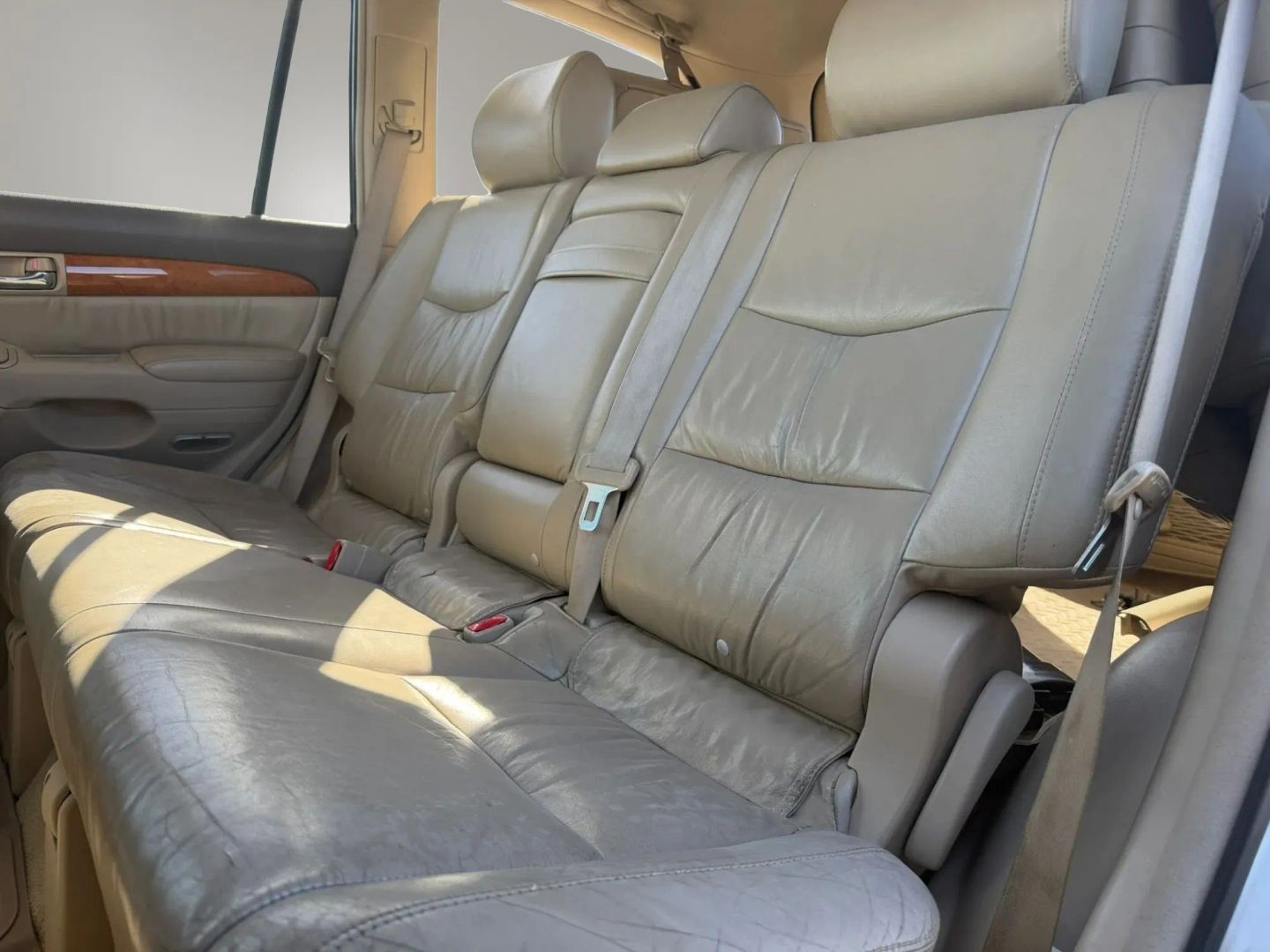 Photo 13 of this Lexus GX 470