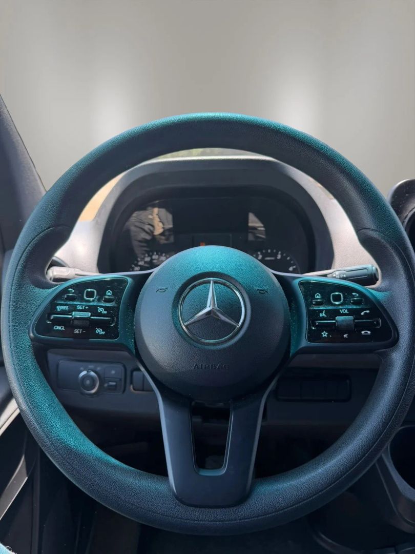 Photo 19 of this Mercedes-Benz Sprinter Passenger Van