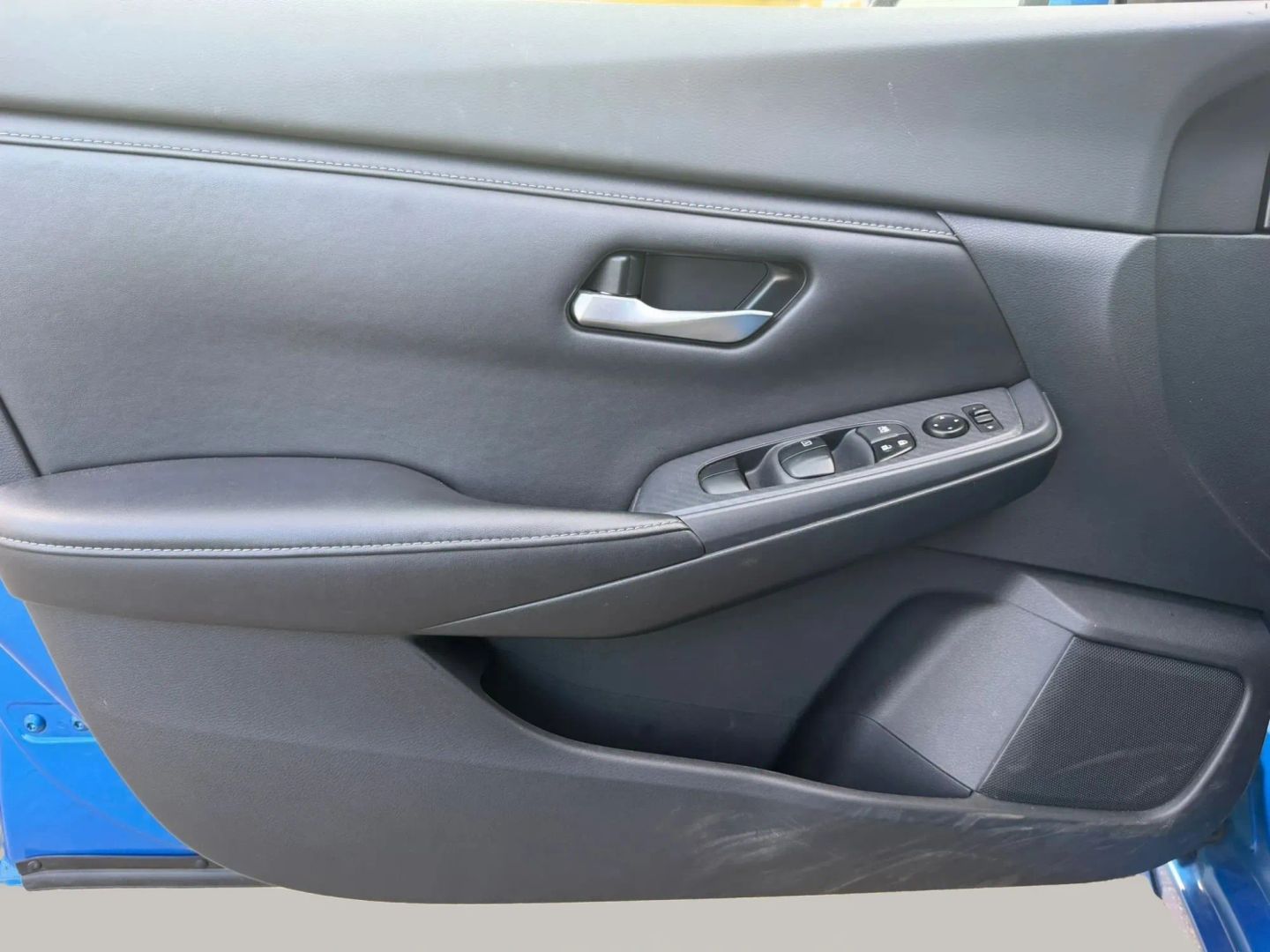 Photo 9 of this Nissan Sentra