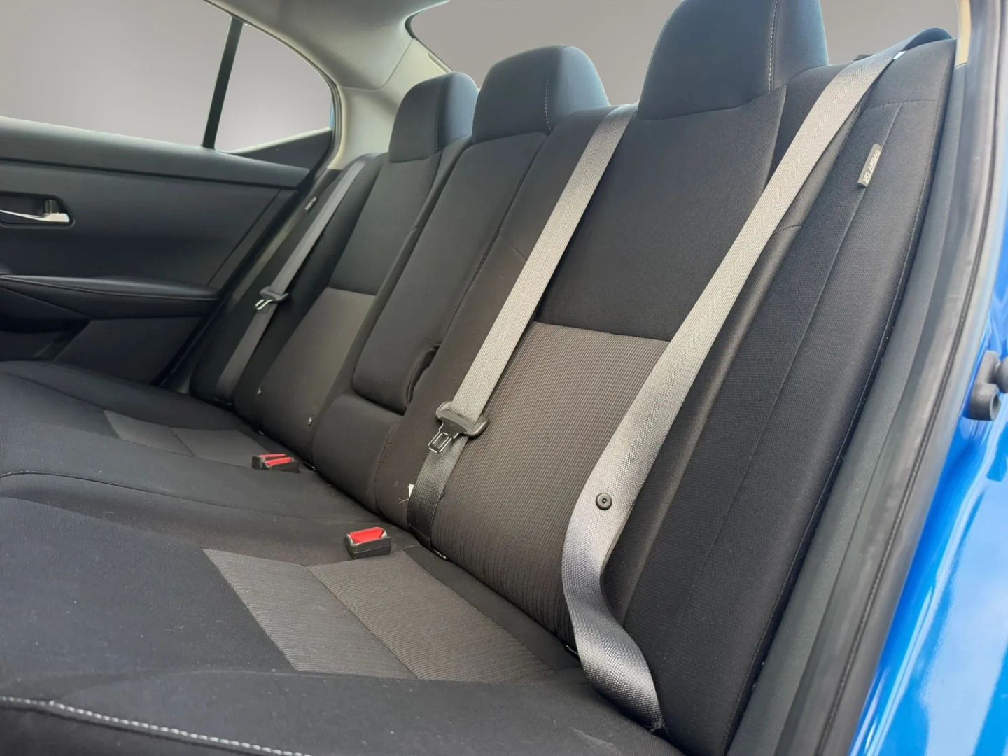 Photo 13 of this Nissan Sentra