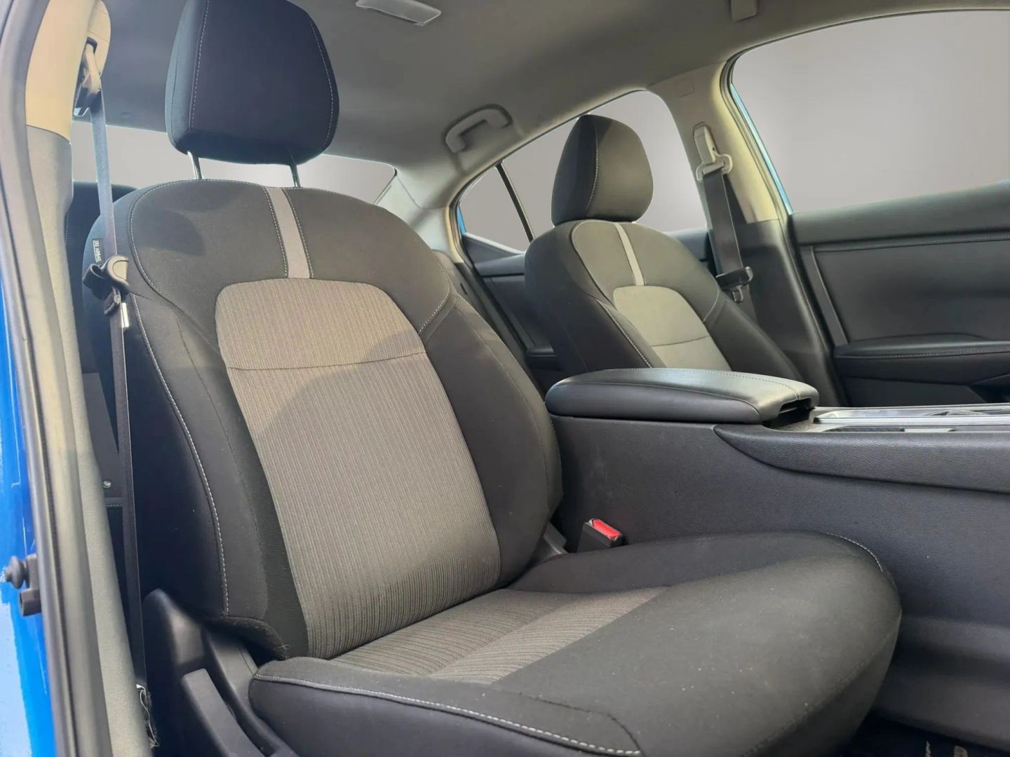 Photo 16 of this Nissan Sentra