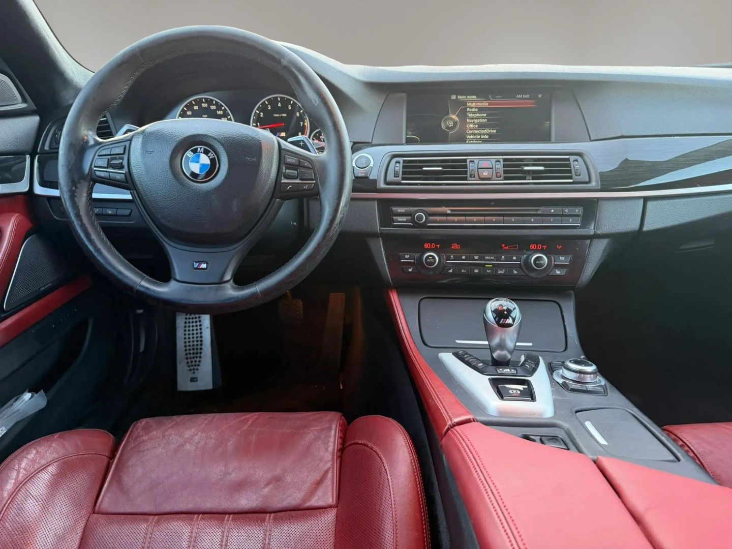 Photo 20 of this BMW M5