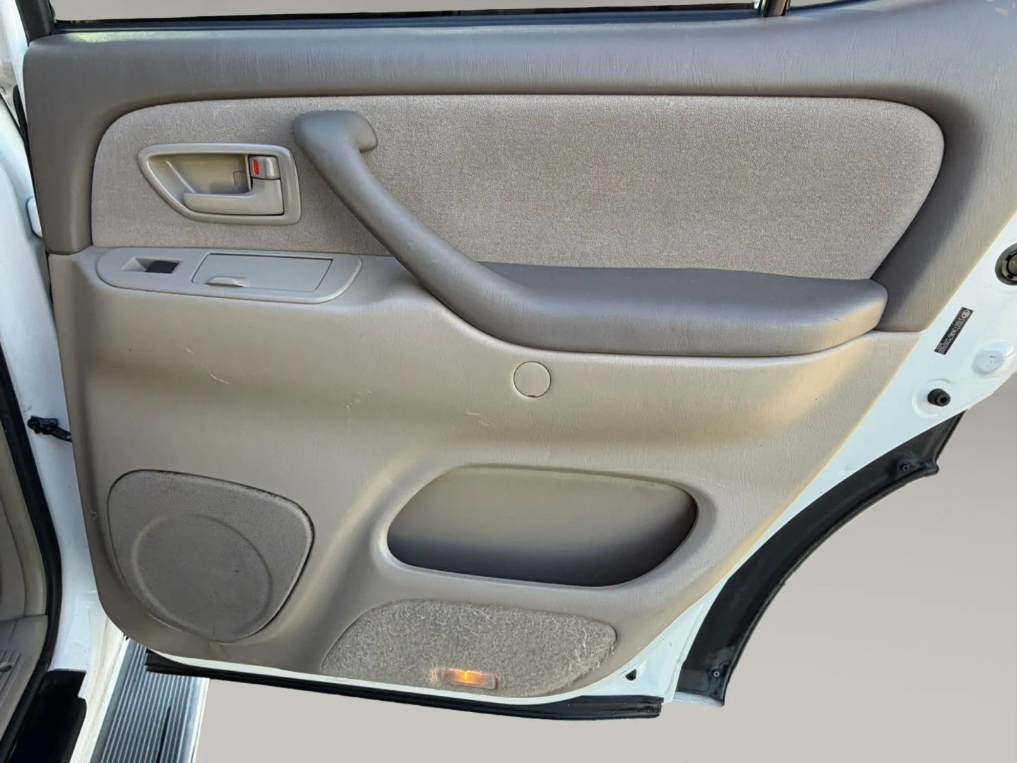 Photo 16 of this Toyota Sequoia