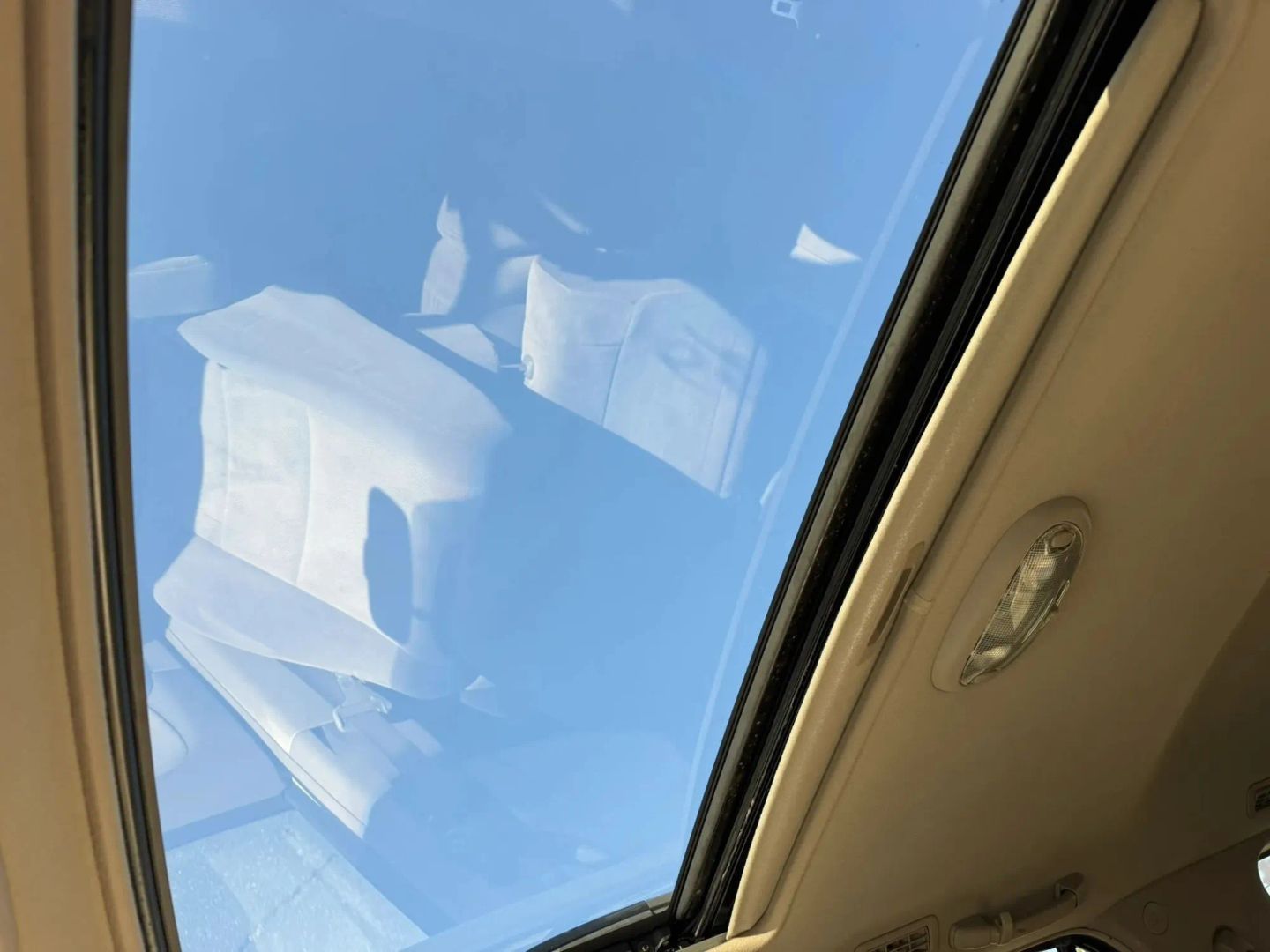 Photo 27 of this Toyota Sequoia