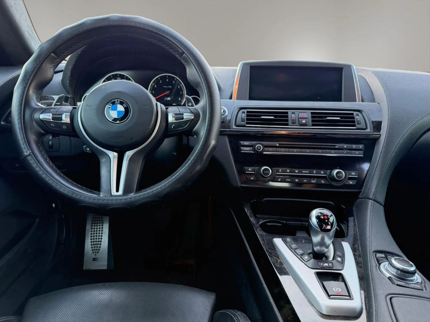 Photo 22 of this BMW M6