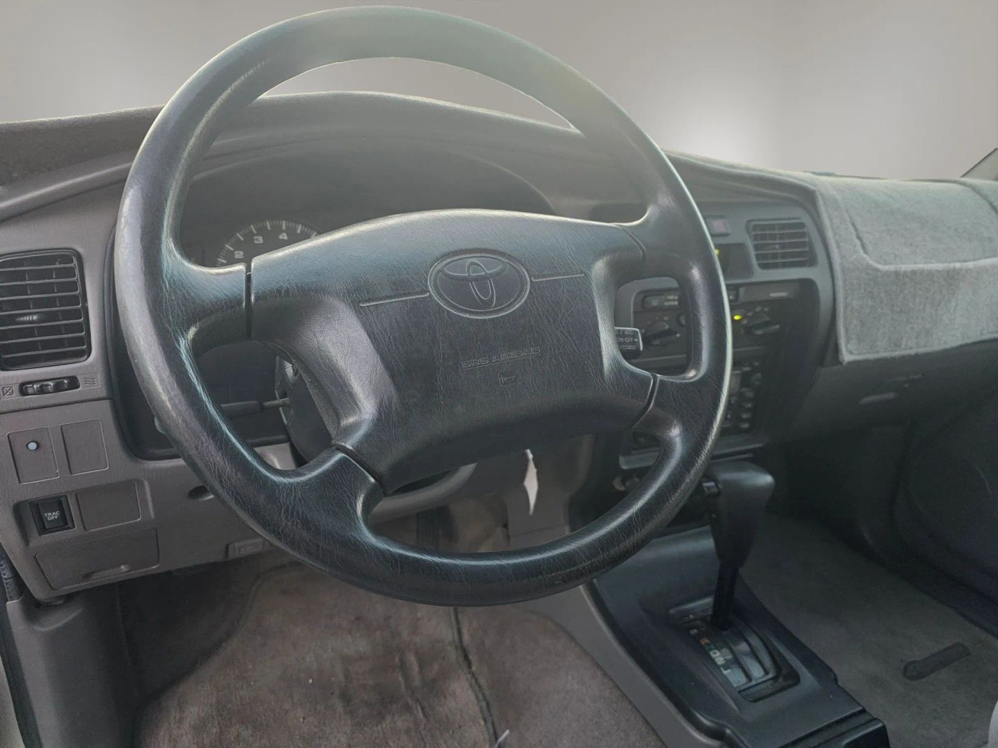 Photo 12 of this Toyota 4Runner