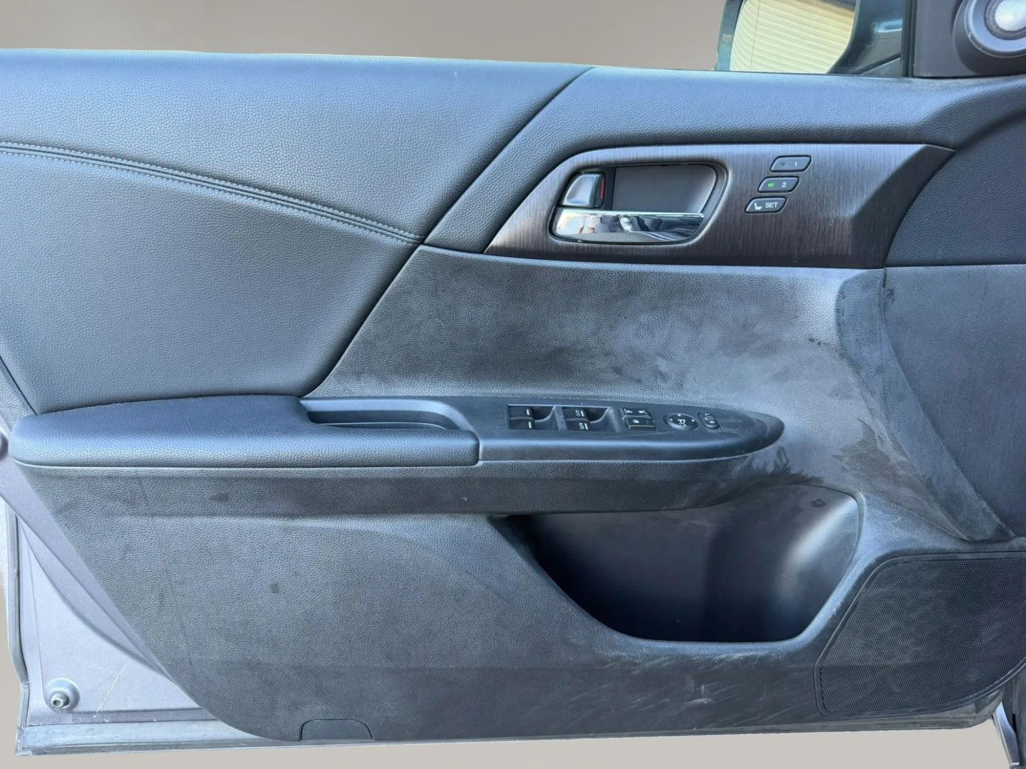 Photo 9 of this Honda Accord Sedan