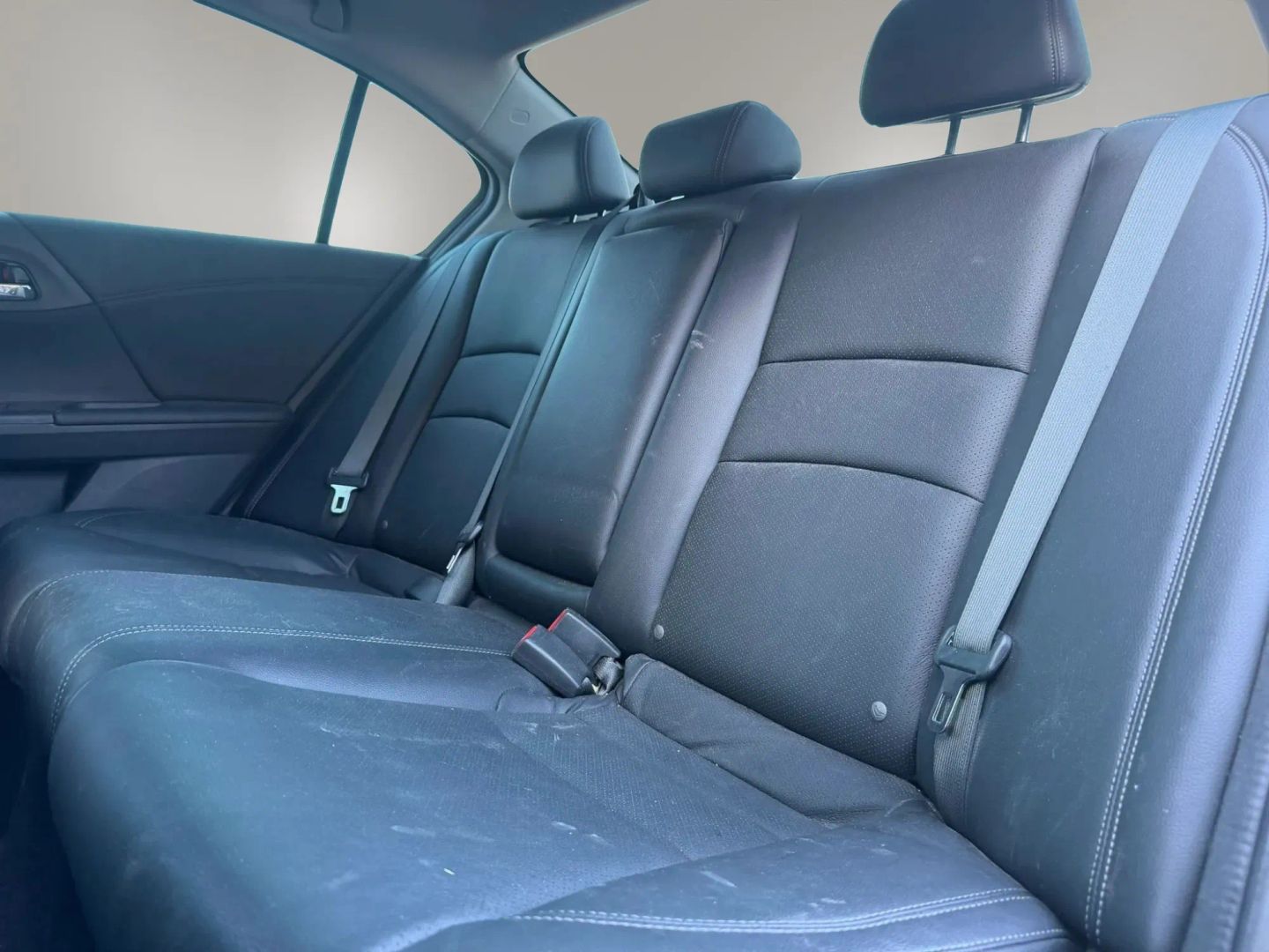 Photo 13 of this Honda Accord Sedan