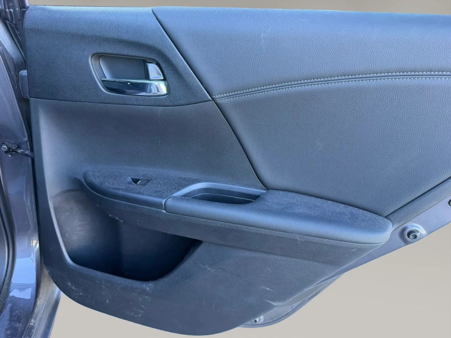 Photo 16 of this Honda Accord Sedan