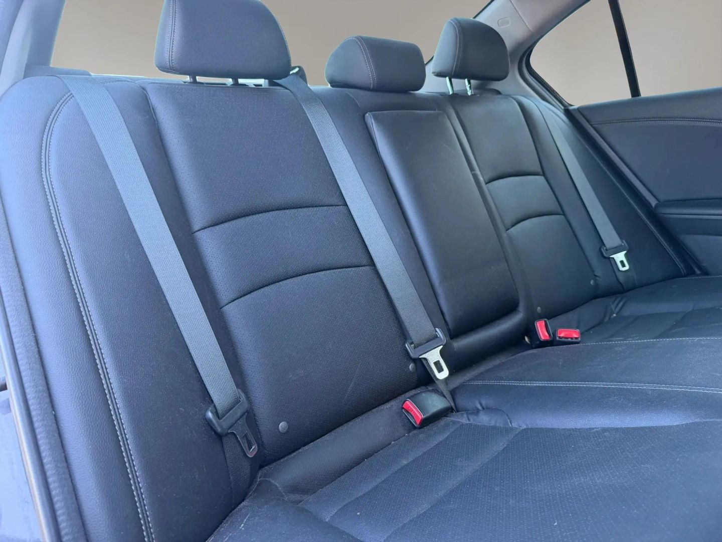 Photo 17 of this Honda Accord Sedan