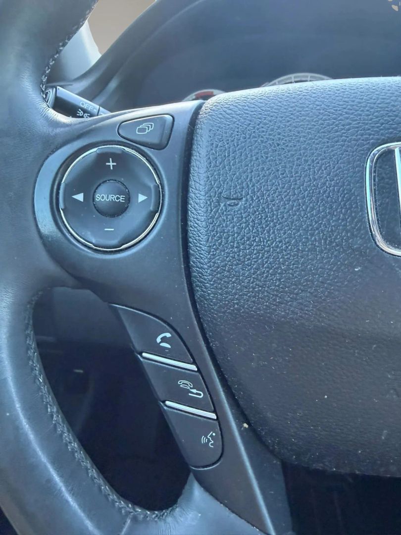 Photo 22 of this Honda Accord Sedan