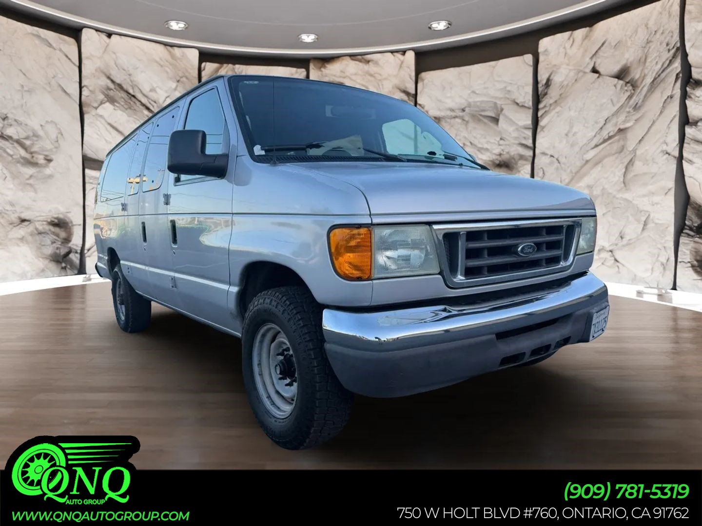 2006 Ford E-Series E-350 XLT Super Duty Extended's photo