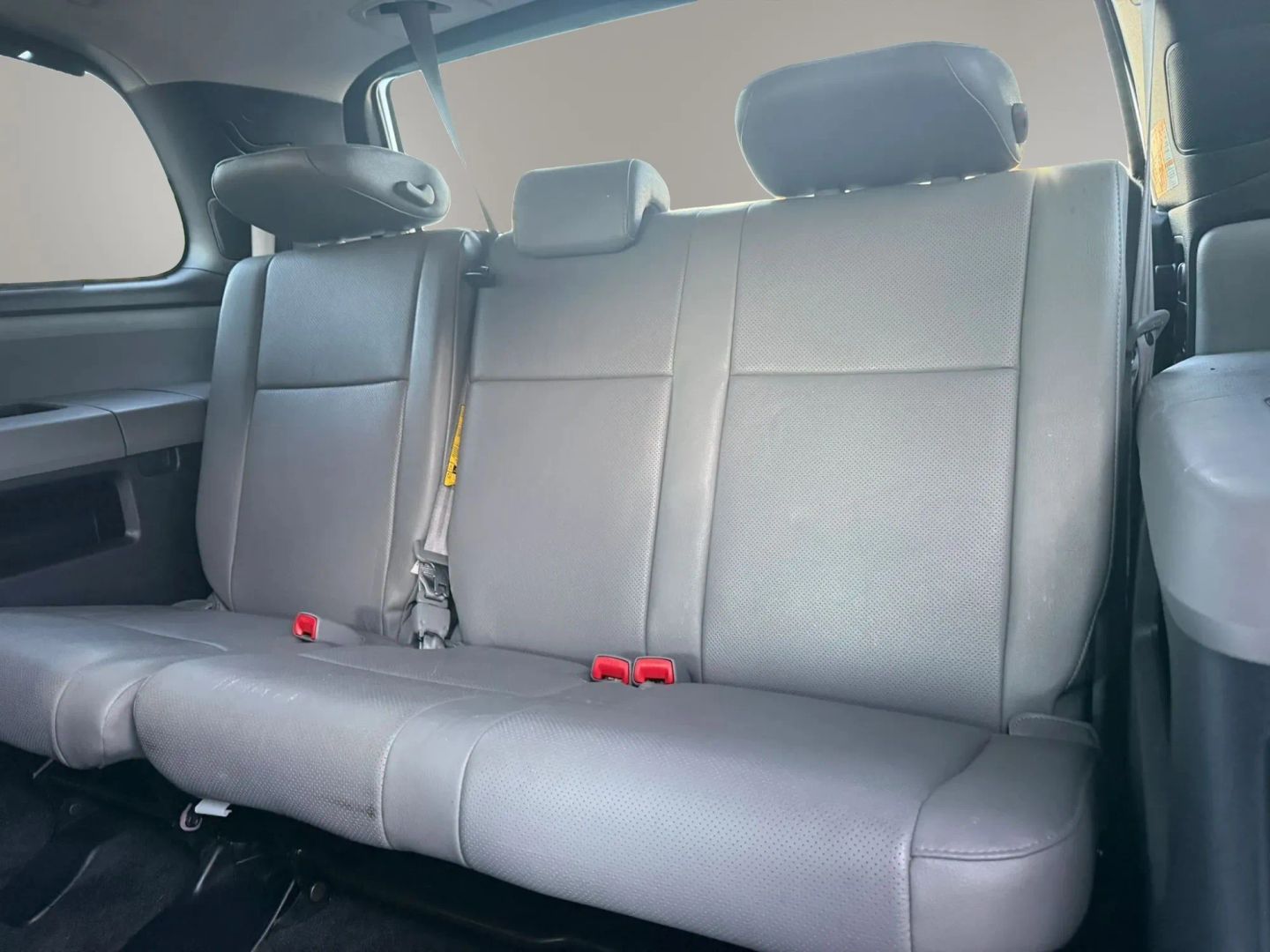 Photo 17 of this Toyota Sequoia