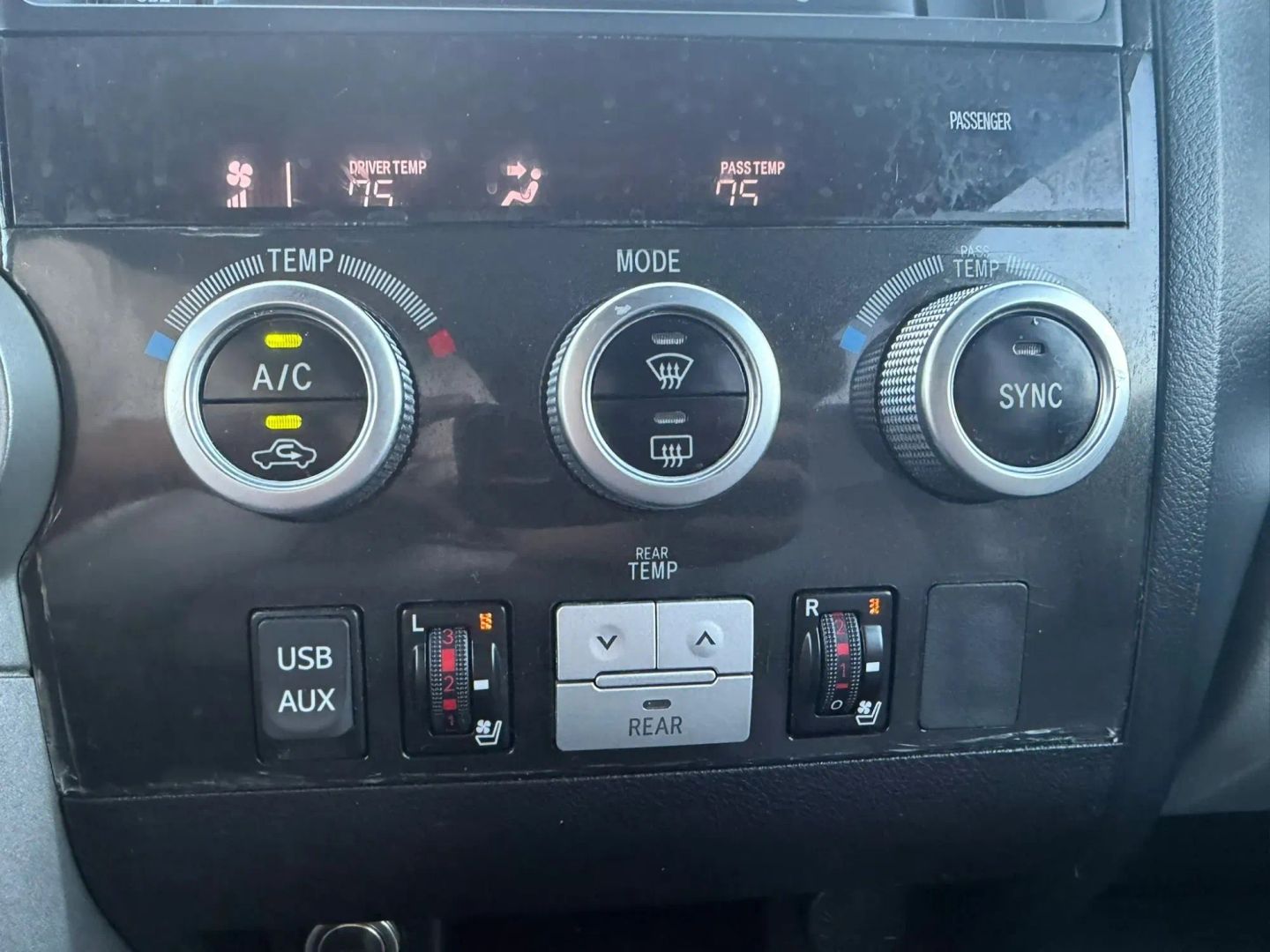 Photo 32 of this Toyota Sequoia