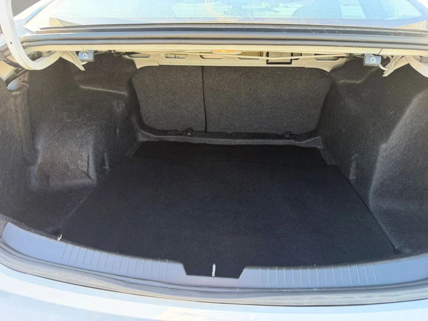 Photo 14 of this Chevrolet Malibu