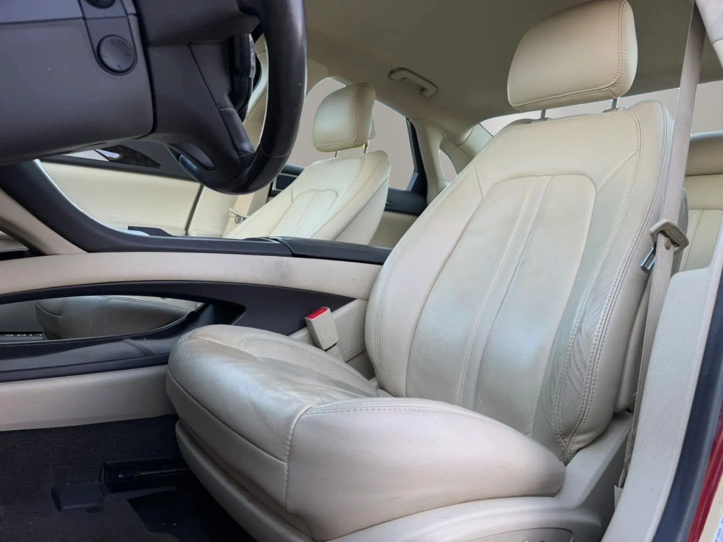 Photo 10 of this Lincoln MKZ