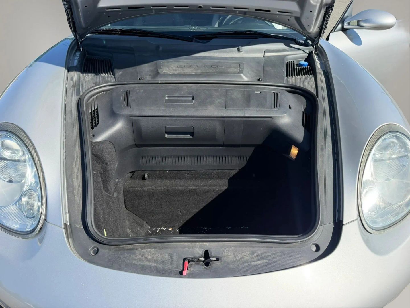 Photo 34 of this Porsche Boxster