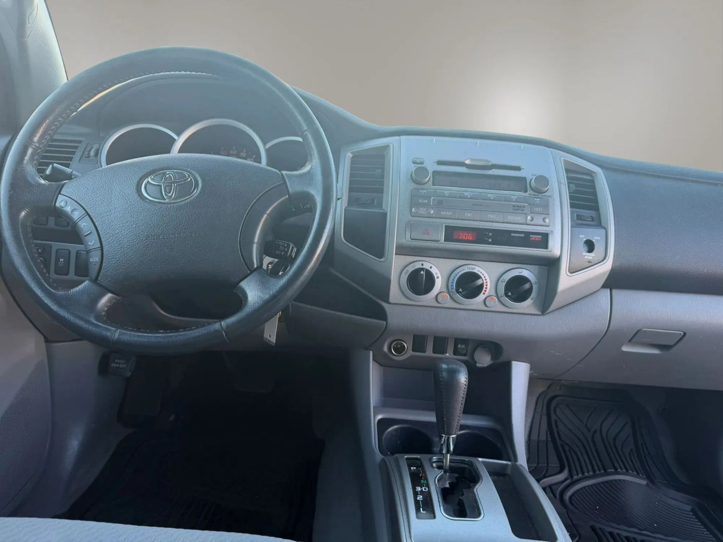 Photo 19 of this Toyota Tacoma