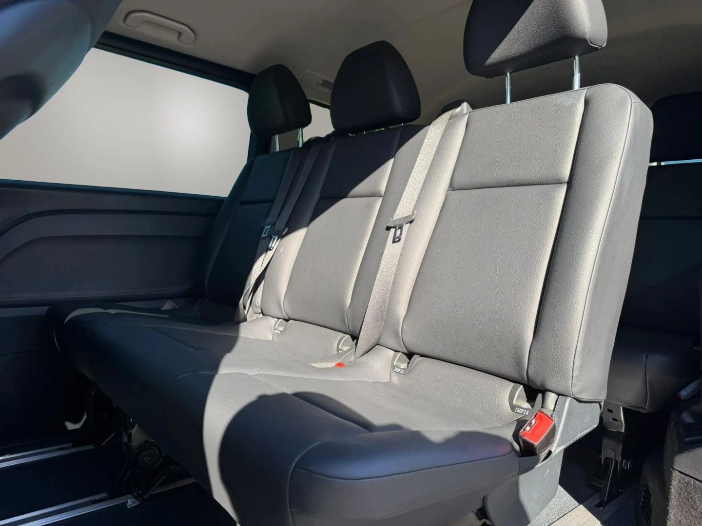 Photo 11 of this Mercedes-Benz Metris Passenger Van