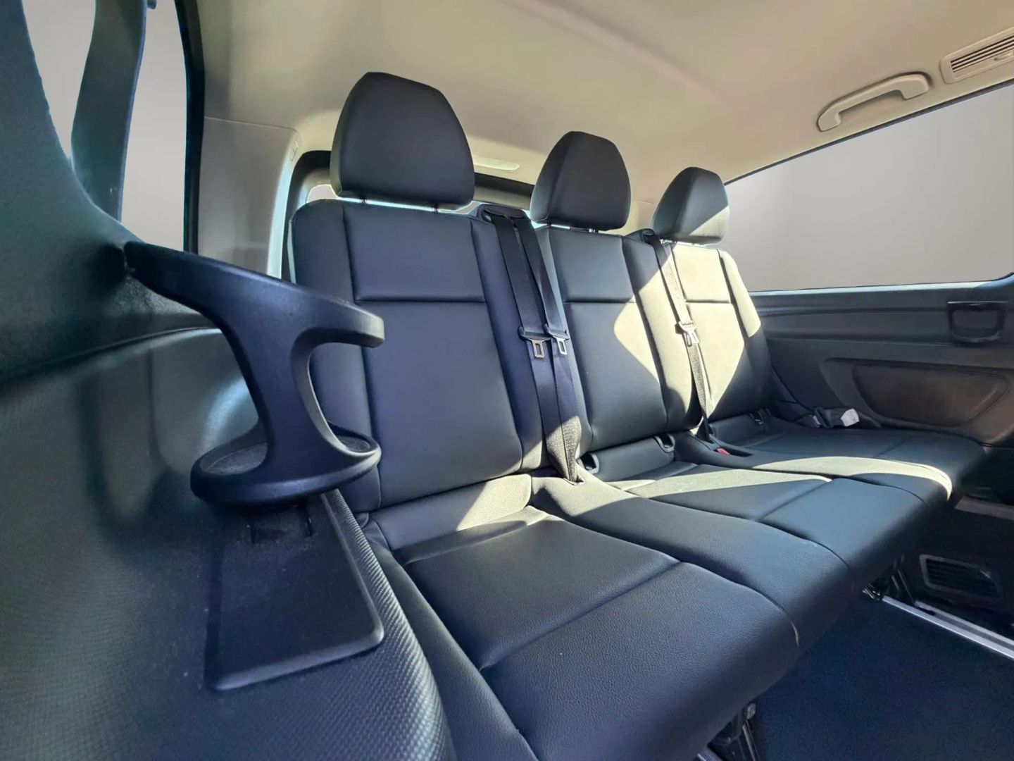 Photo 17 of this Mercedes-Benz Metris Passenger Van