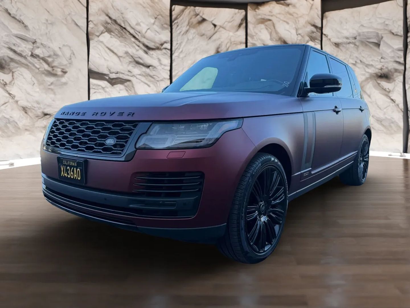 Photo 4 of this Land Rover Range Rover