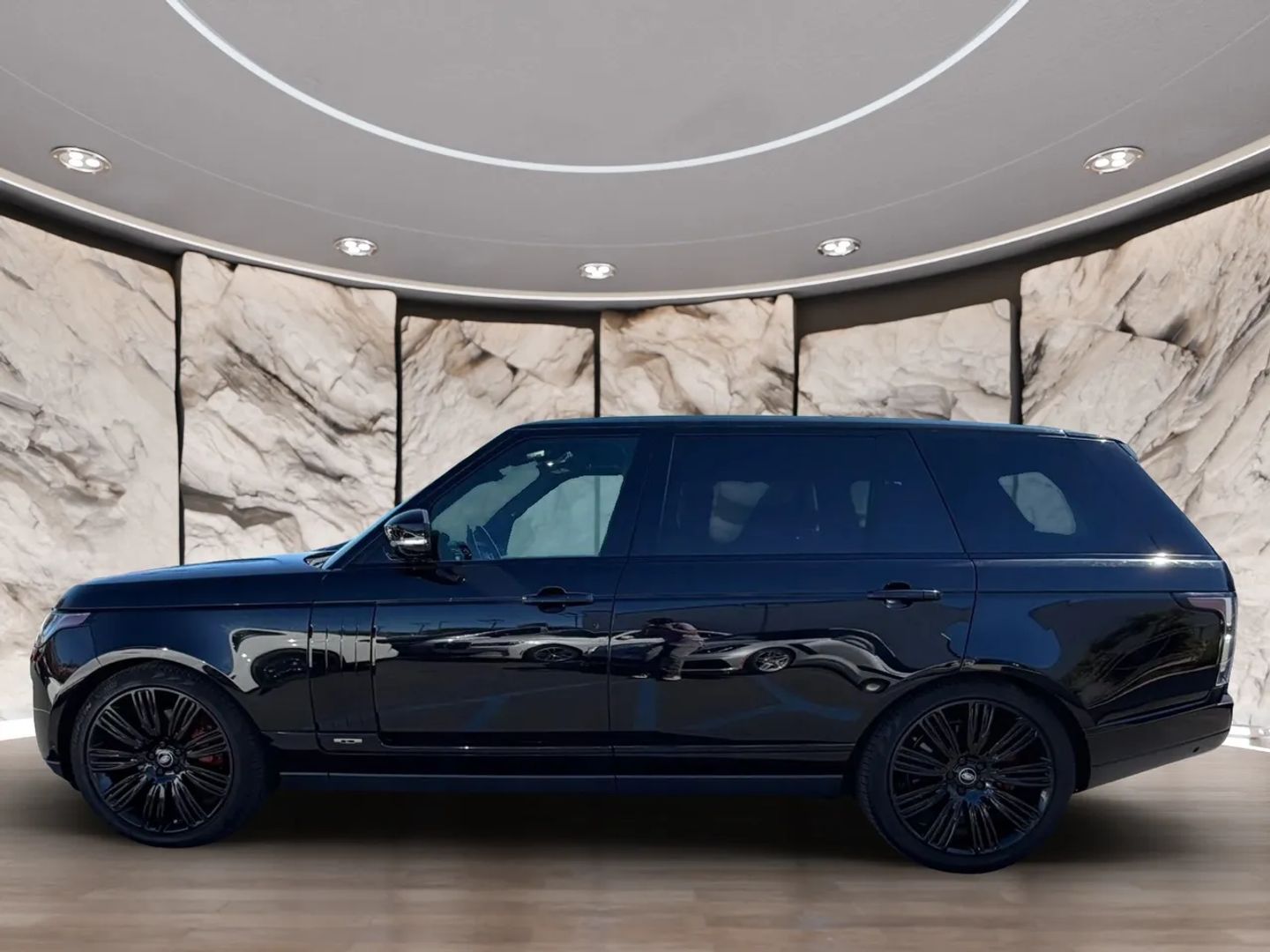 Photo 44 of this Land Rover Range Rover