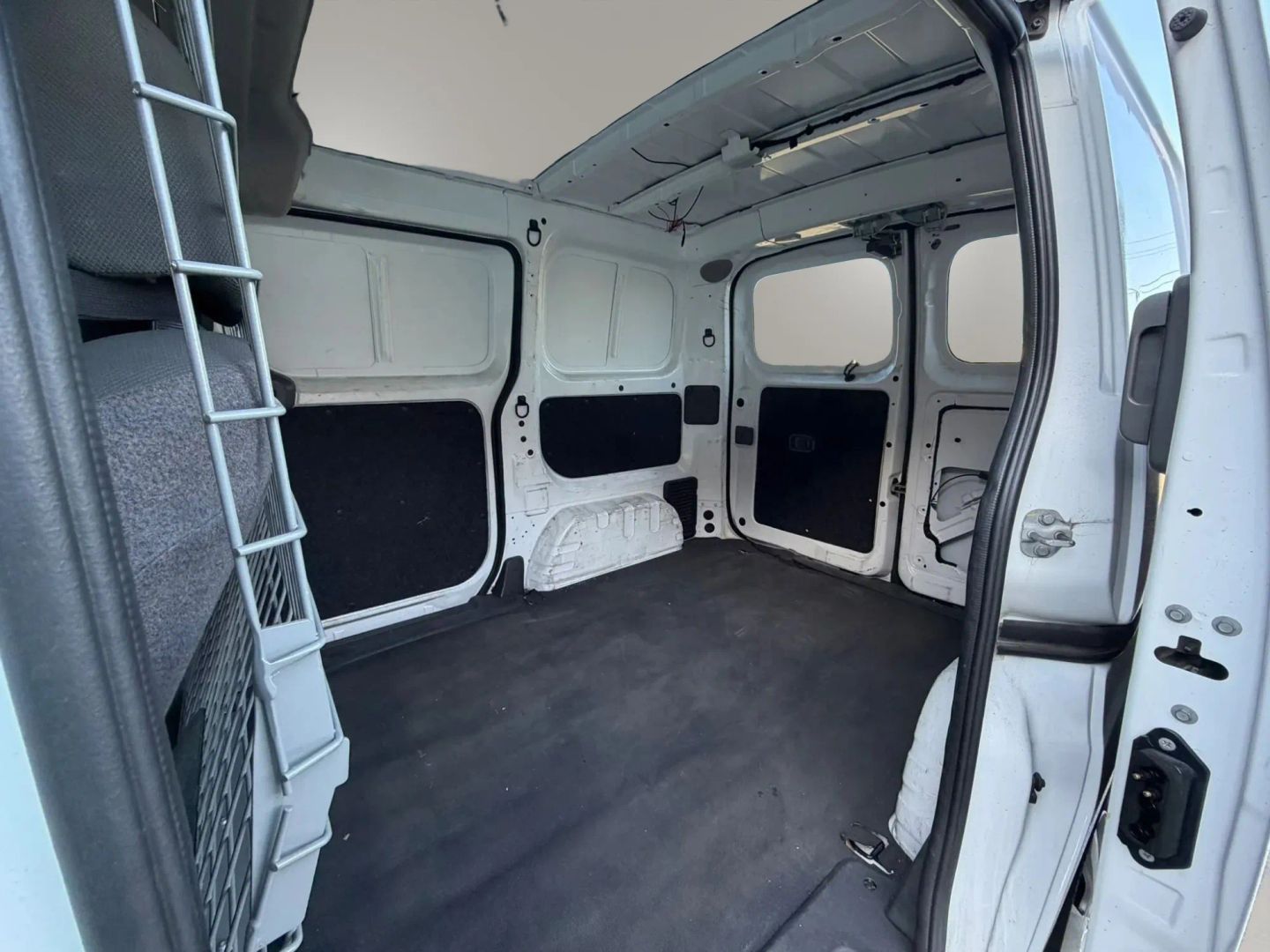 Photo 12 of this Nissan NV200 Compact Cargo