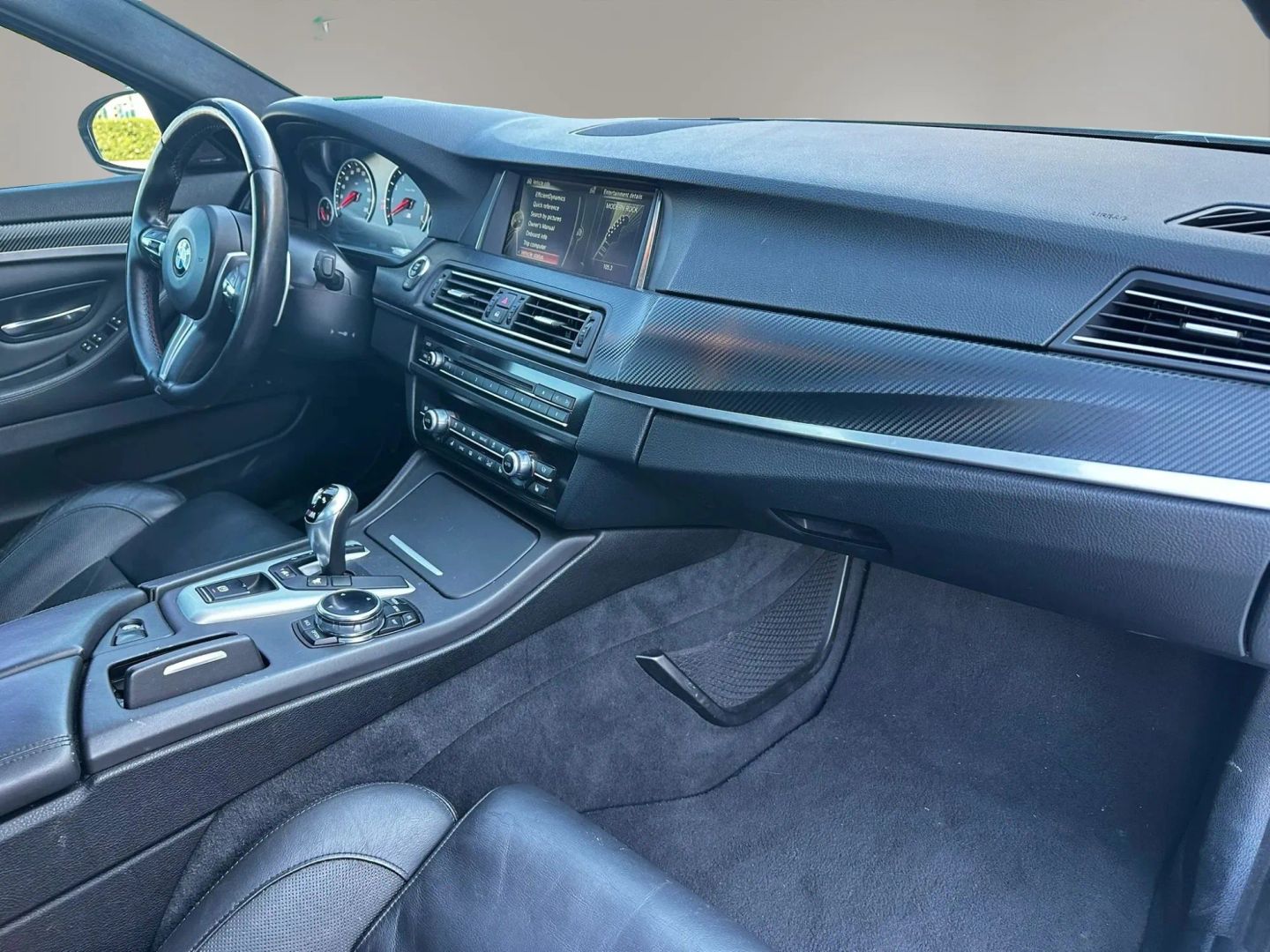 Photo 18 of this BMW M5