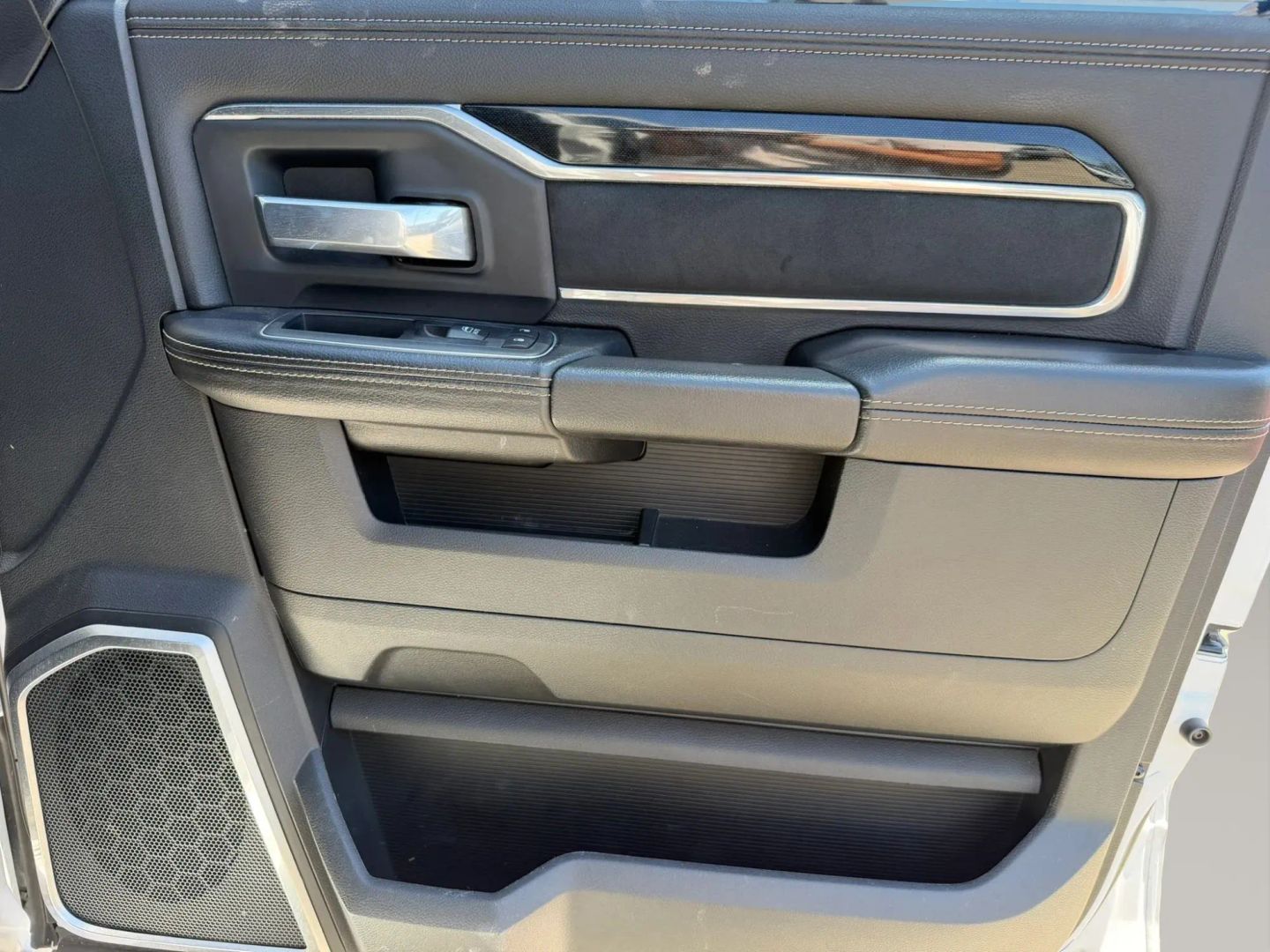 Photo 15 of this Ram 2500