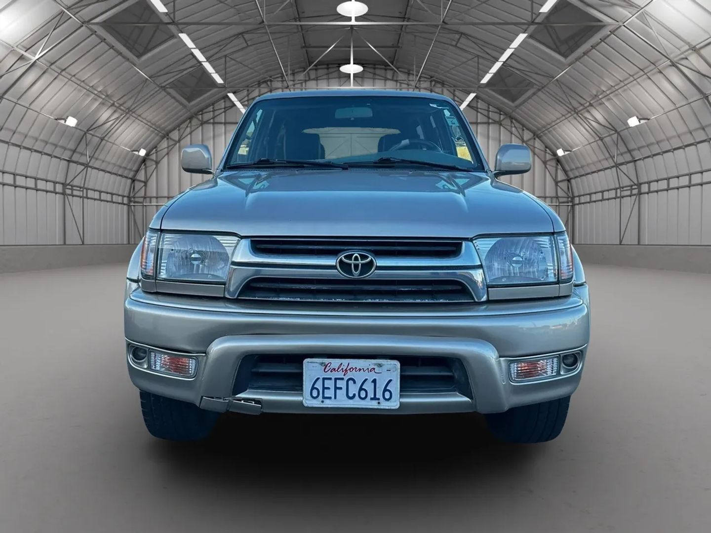 Photo 2 of this Toyota 4Runner