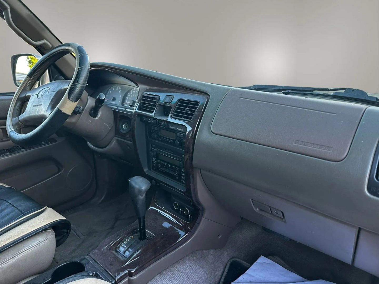 Photo 12 of this Toyota 4Runner