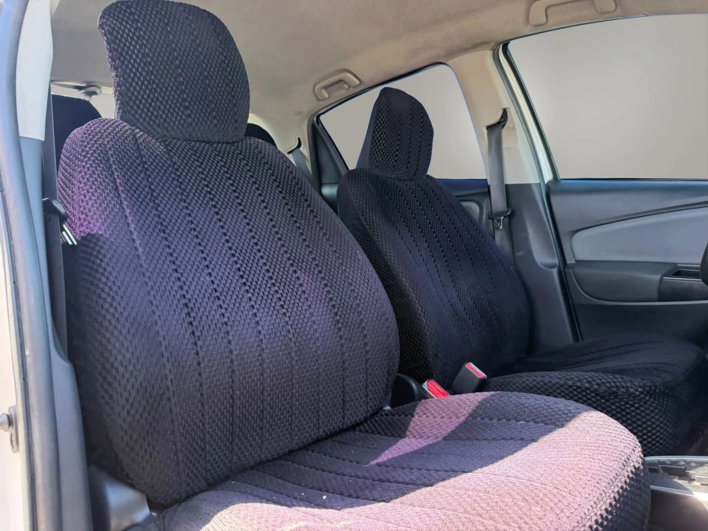 Photo 16 of this Toyota Yaris