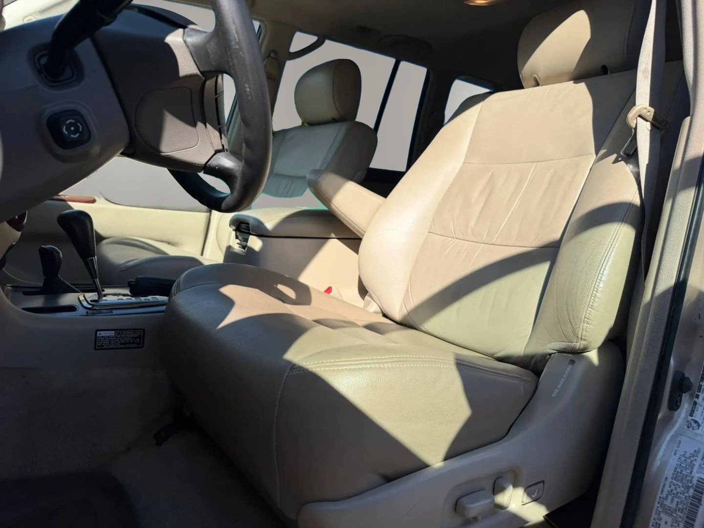 Photo 10 of this Toyota Land Cruiser