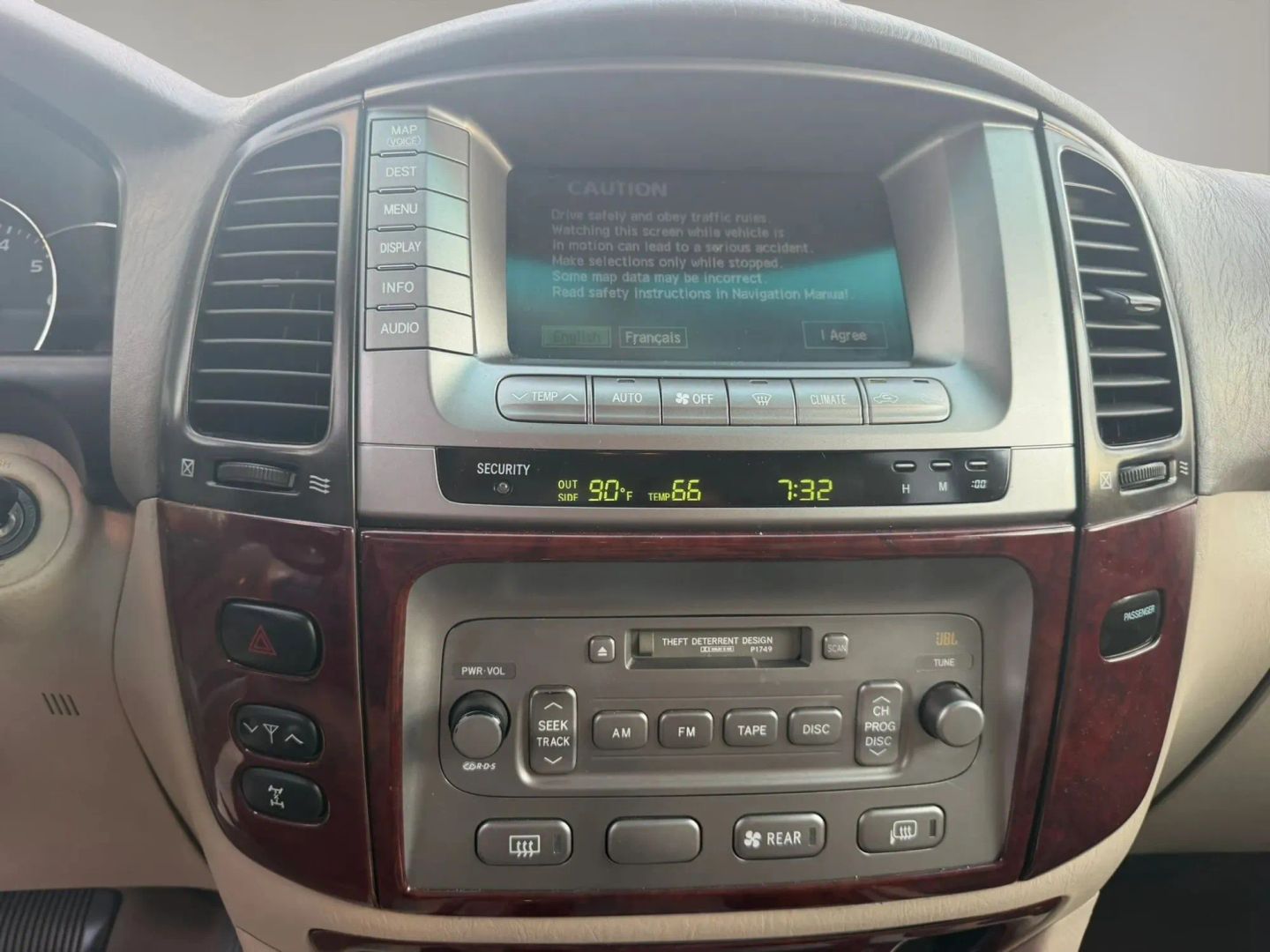 Photo 26 of this Toyota Land Cruiser