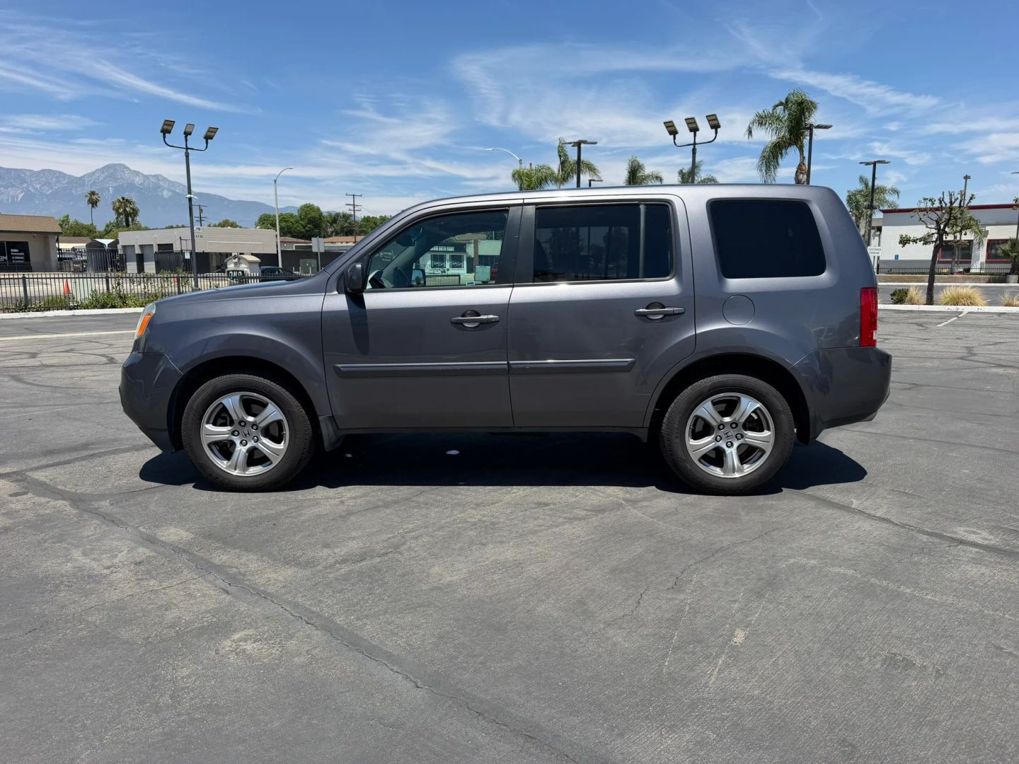 Photo 4 of this Honda Pilot