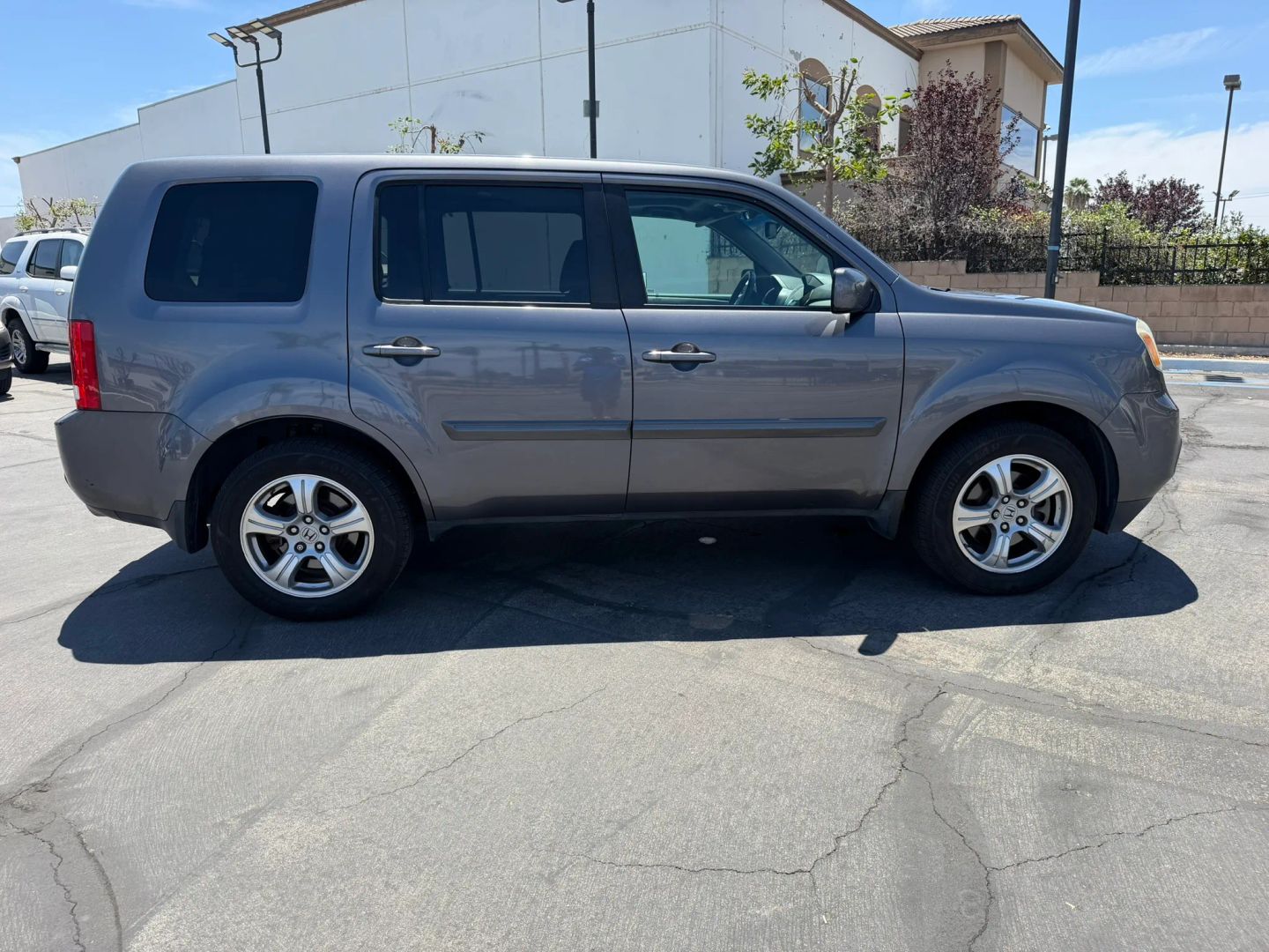 Photo 5 of this Honda Pilot