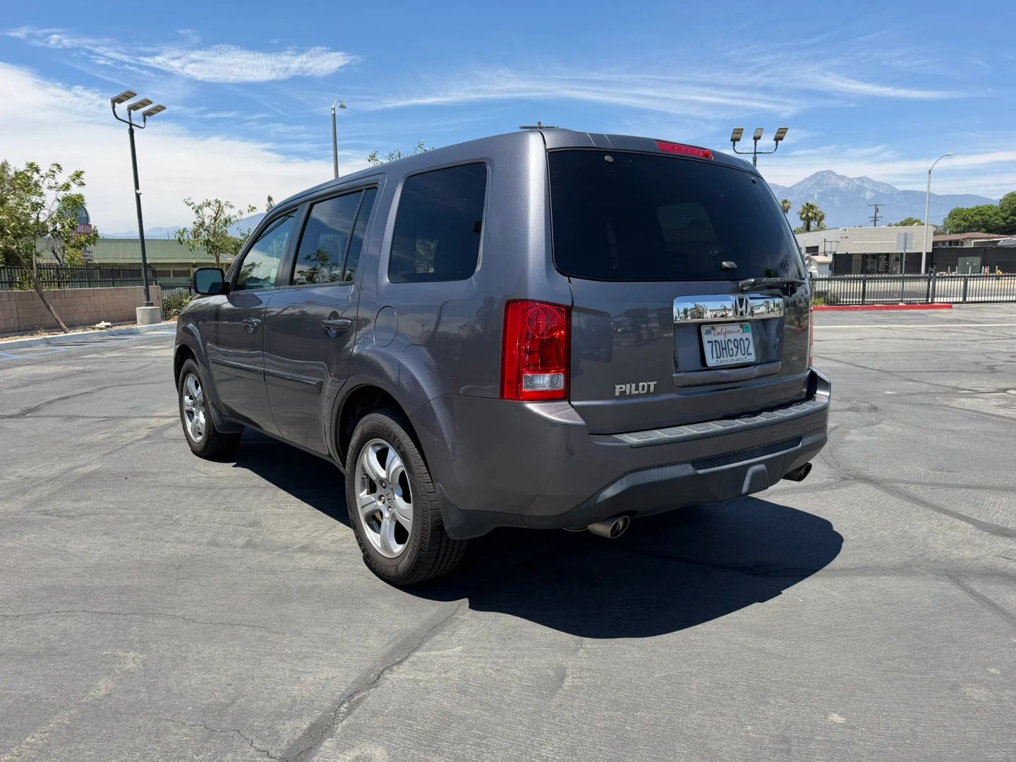 Photo 25 of this Honda Pilot