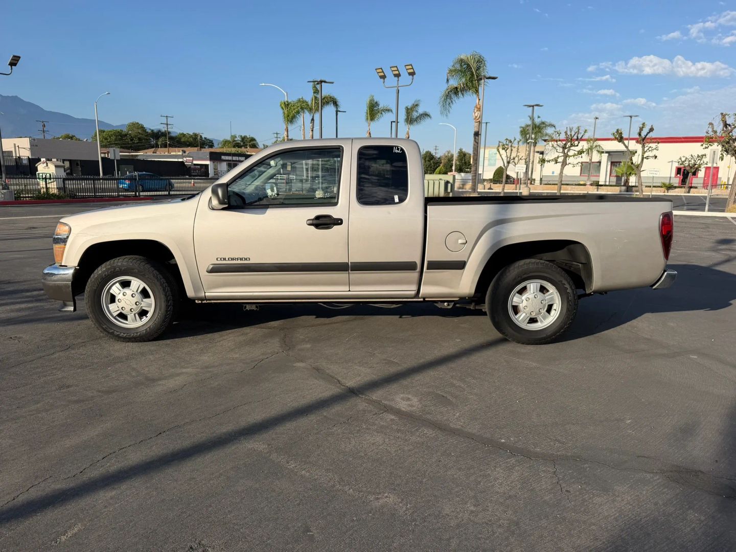 Photo 5 of this Chevrolet Colorado