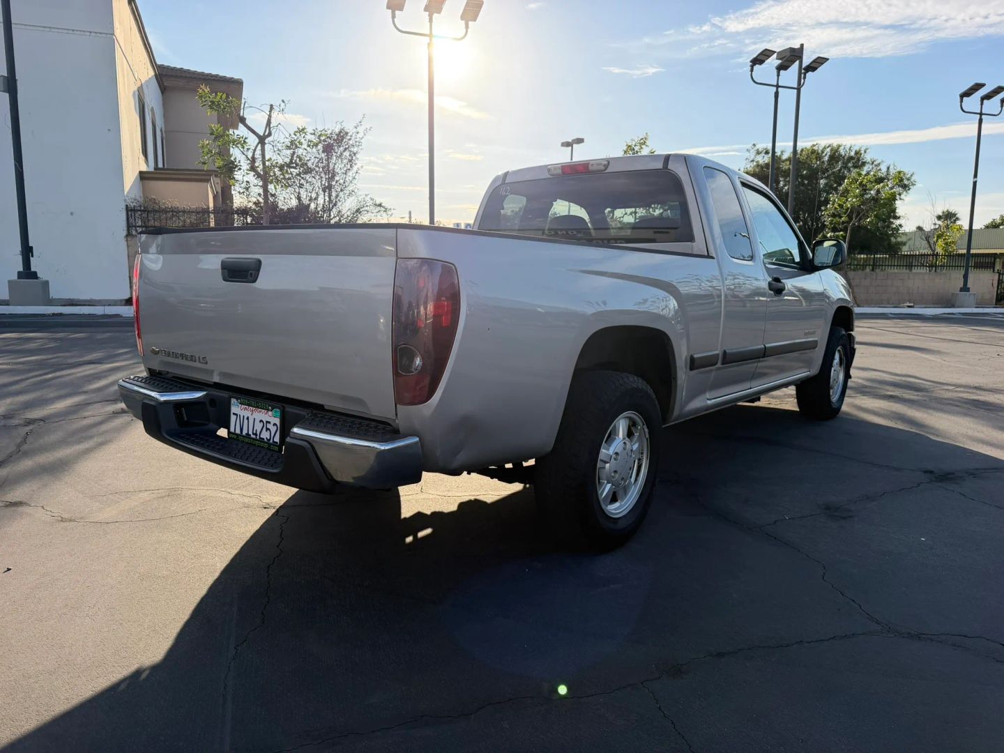 Photo 6 of this Chevrolet Colorado