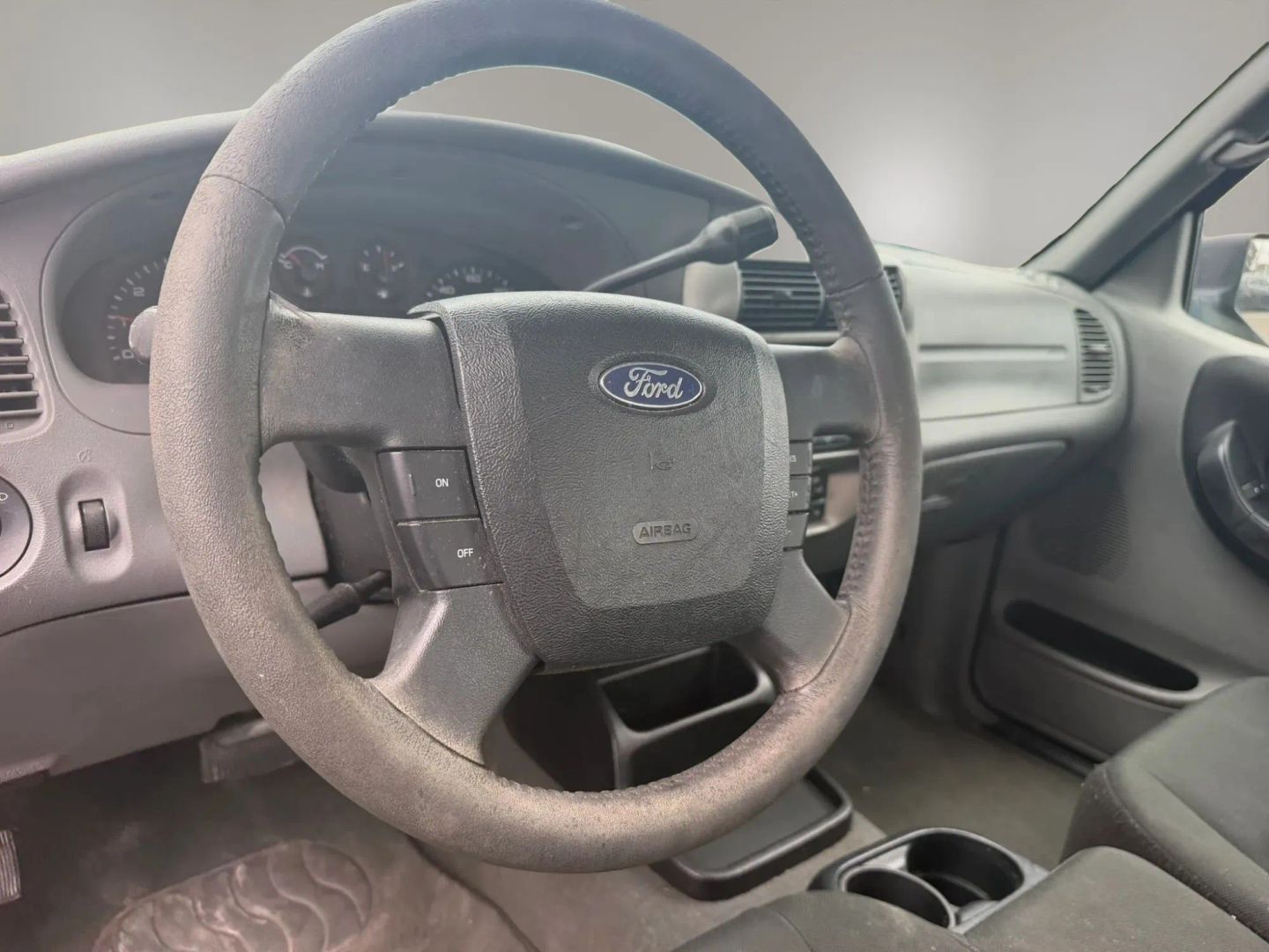 Photo 11 of this Ford Ranger