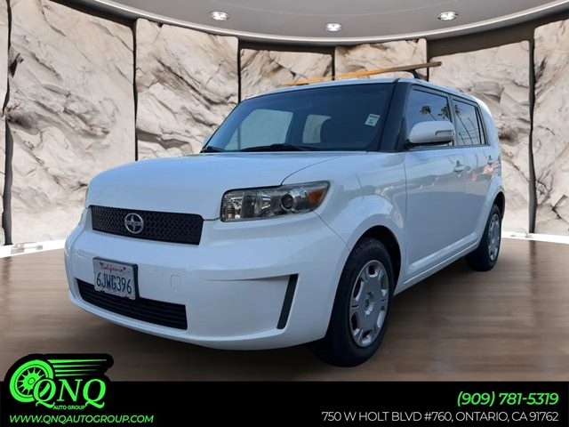 Super White 2010 Scion xB Wagon Automatic