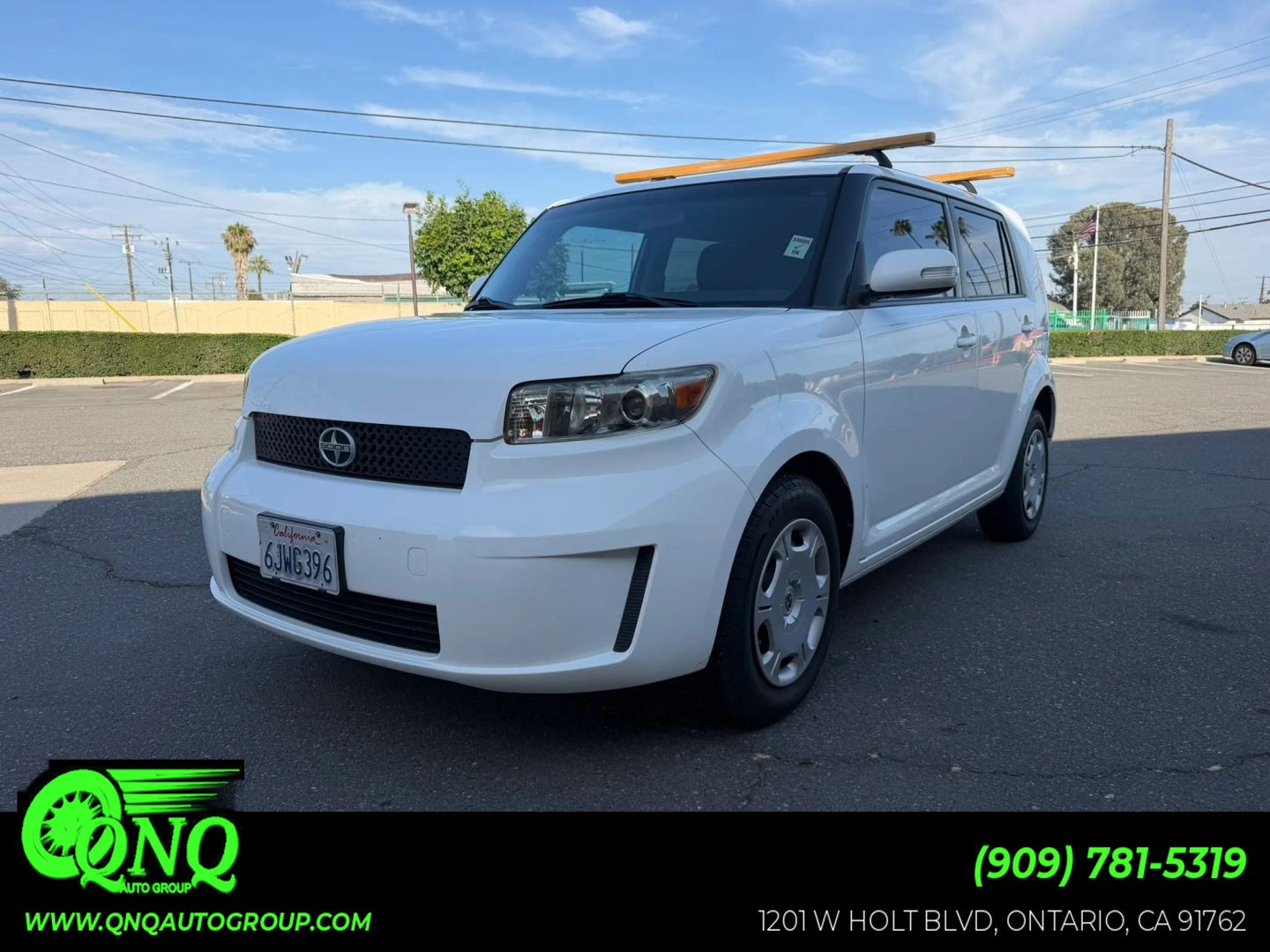  2010 Scion xB Wagon Front-Wheel Drive Automatic