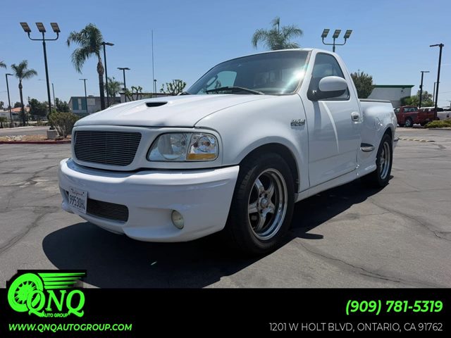 2003 Ford F-150 SVT Lightning Pickup Truck Rear-Wheel Drive Automatic