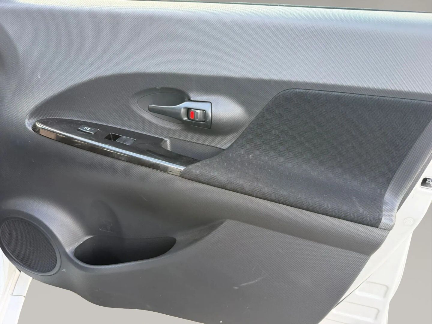 Photo 15 of this Scion xD